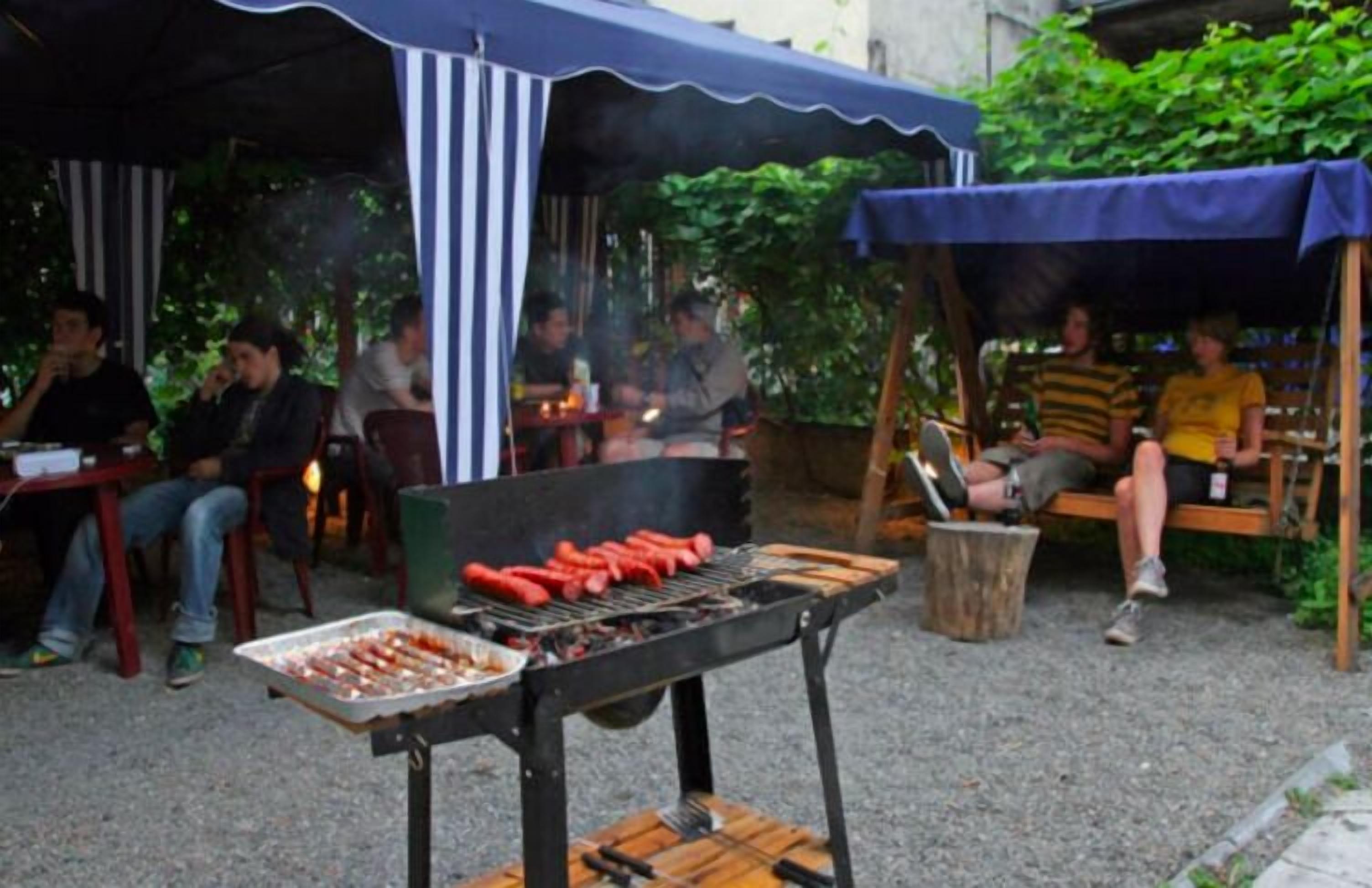 Momotown Hostel - Krakow — Photos 1